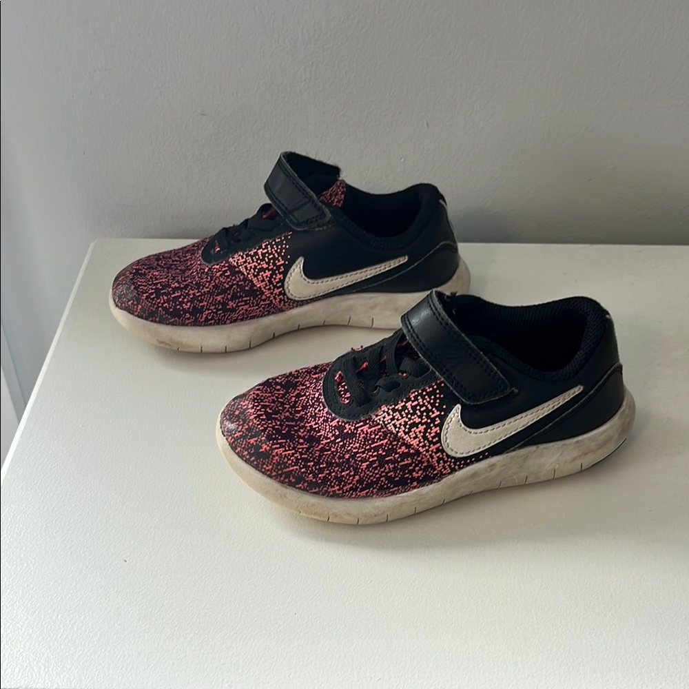 Nike Kids Black and Pink Sneakers